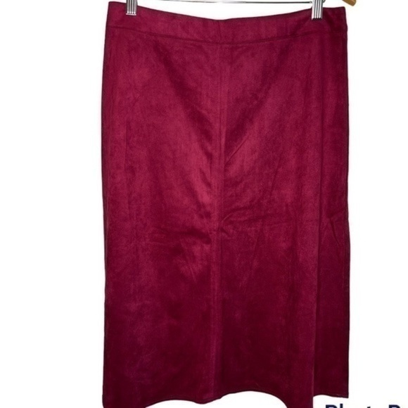 Bagatelle faux suede A line skirt - Picture 2 of 7